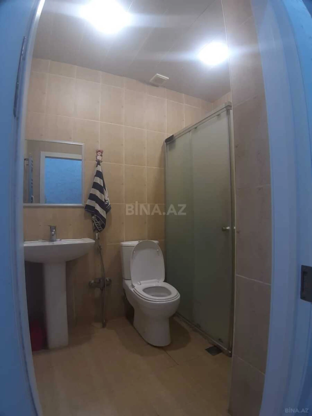 Satılır 2 otaqlı mənzil 60 m²