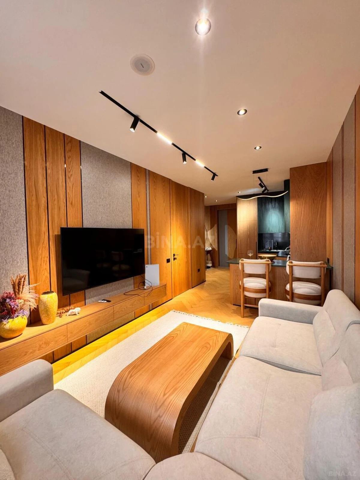 Satılır 2 otaqlı mənzil 58 m²
