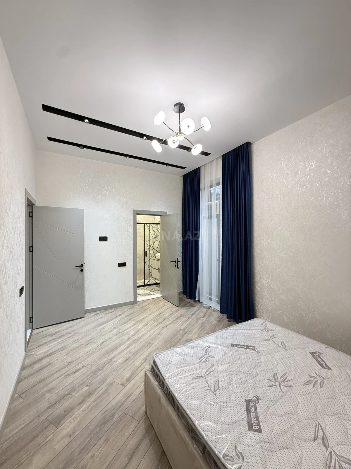 Satılır 4 otaqlı həyət evi 130 m²
