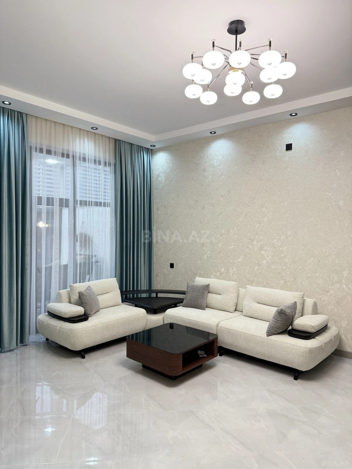 Satılır 4 otaqlı həyət evi 130 m²