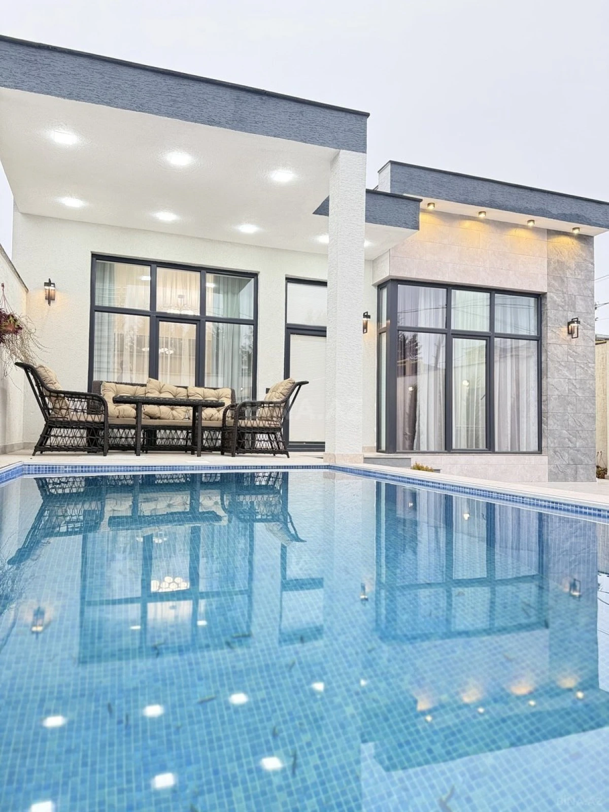 Satılır 4 otaqlı həyət evi 130 m²