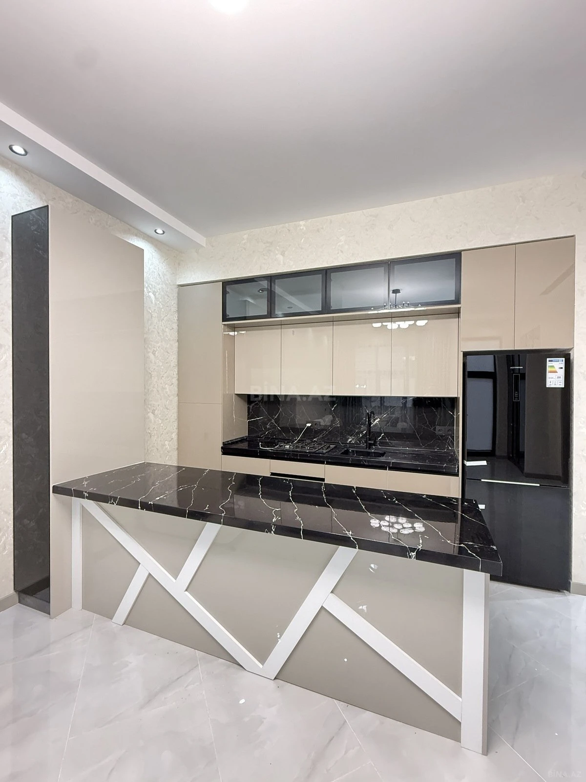 Satılır 4 otaqlı həyət evi 130 m²
