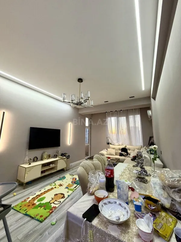 Satılır 2 otaqlı mənzil 64 m²