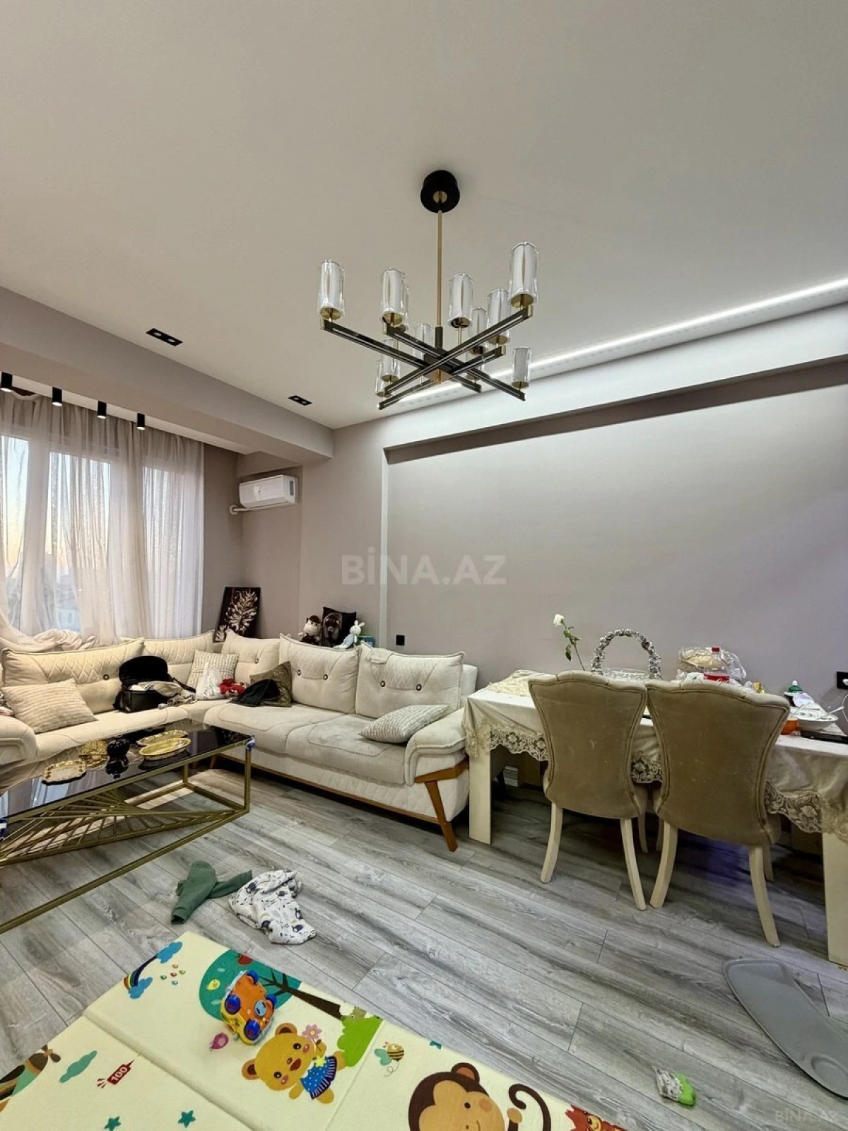 Satılır 2 otaqlı mənzil 64 m²