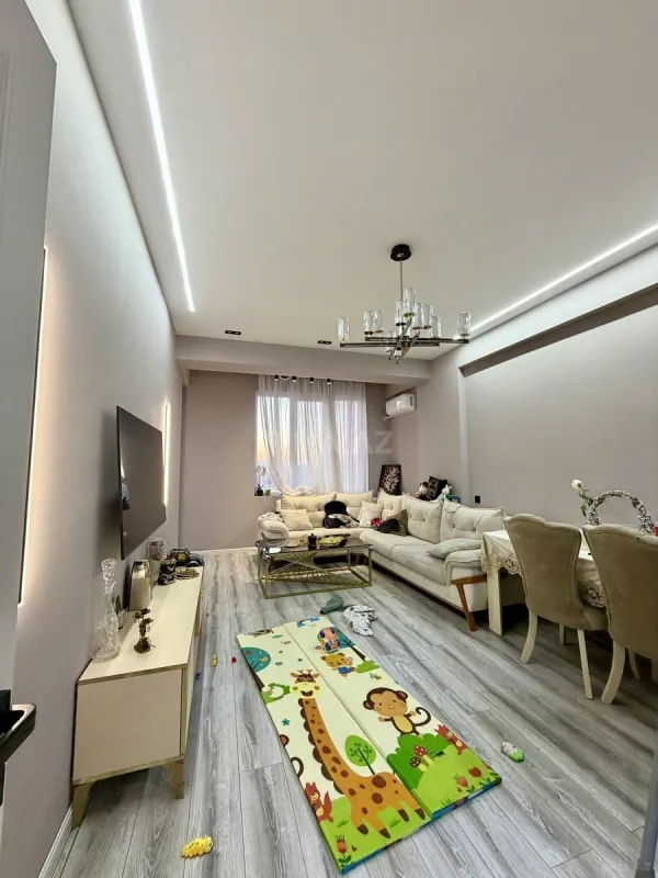 Satılır 2 otaqlı mənzil 64 m²