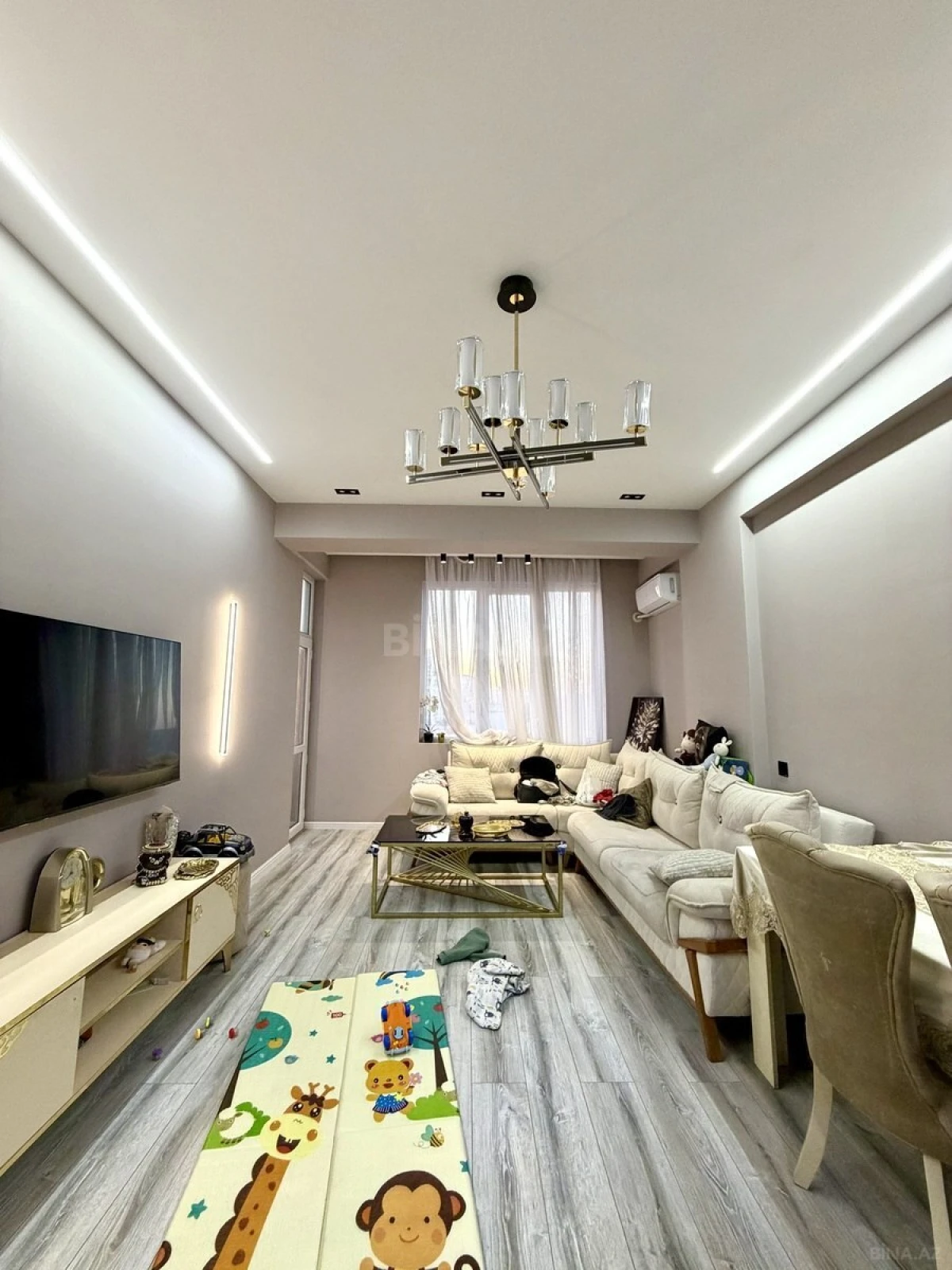 Satılır 2 otaqlı mənzil 64 m²