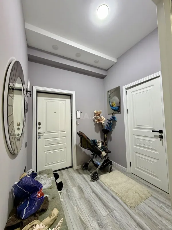 Satılır 2 otaqlı mənzil 64 m²