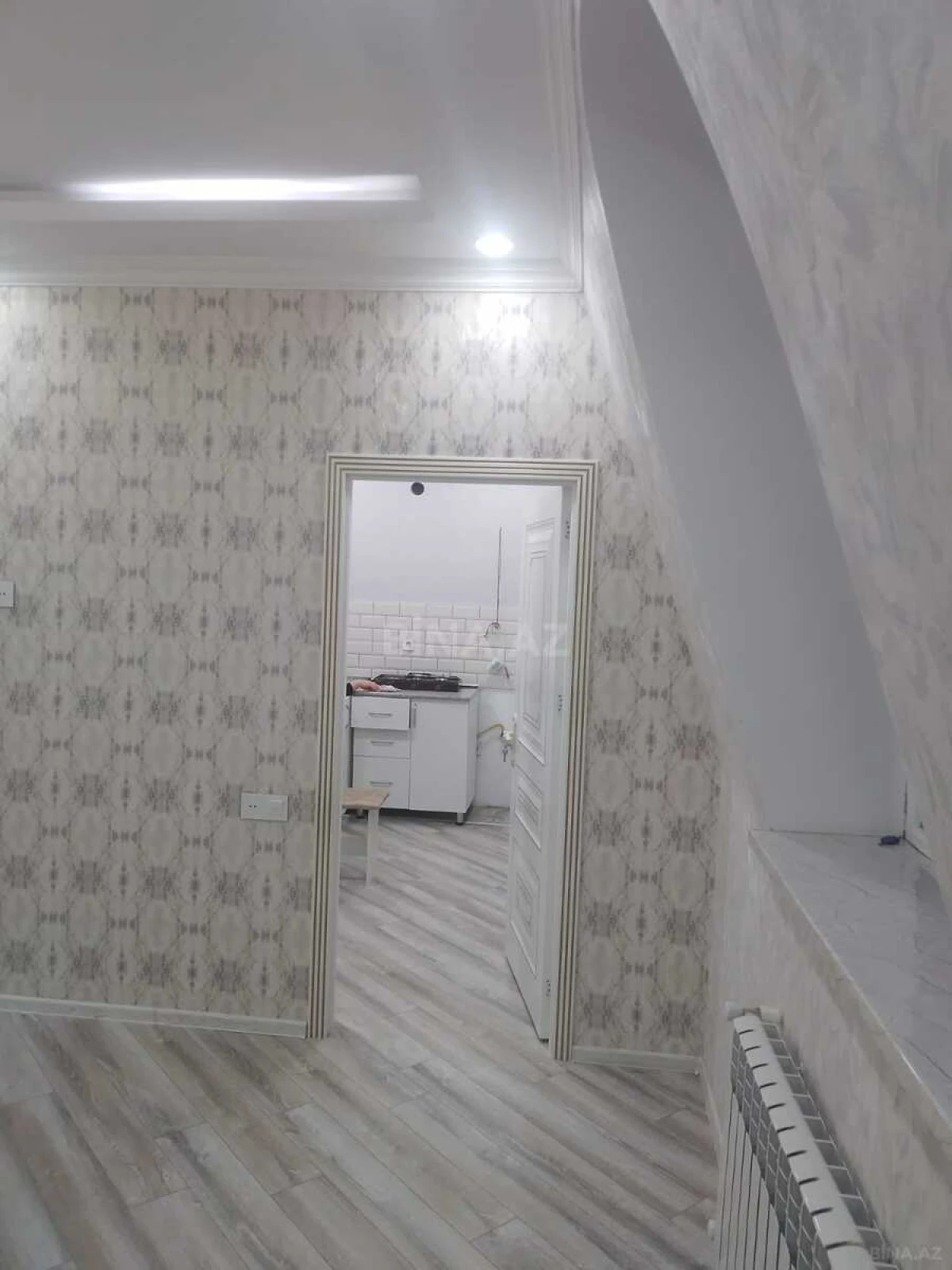 Kirayə verilir 2 otaqlı mənzil 60 m²