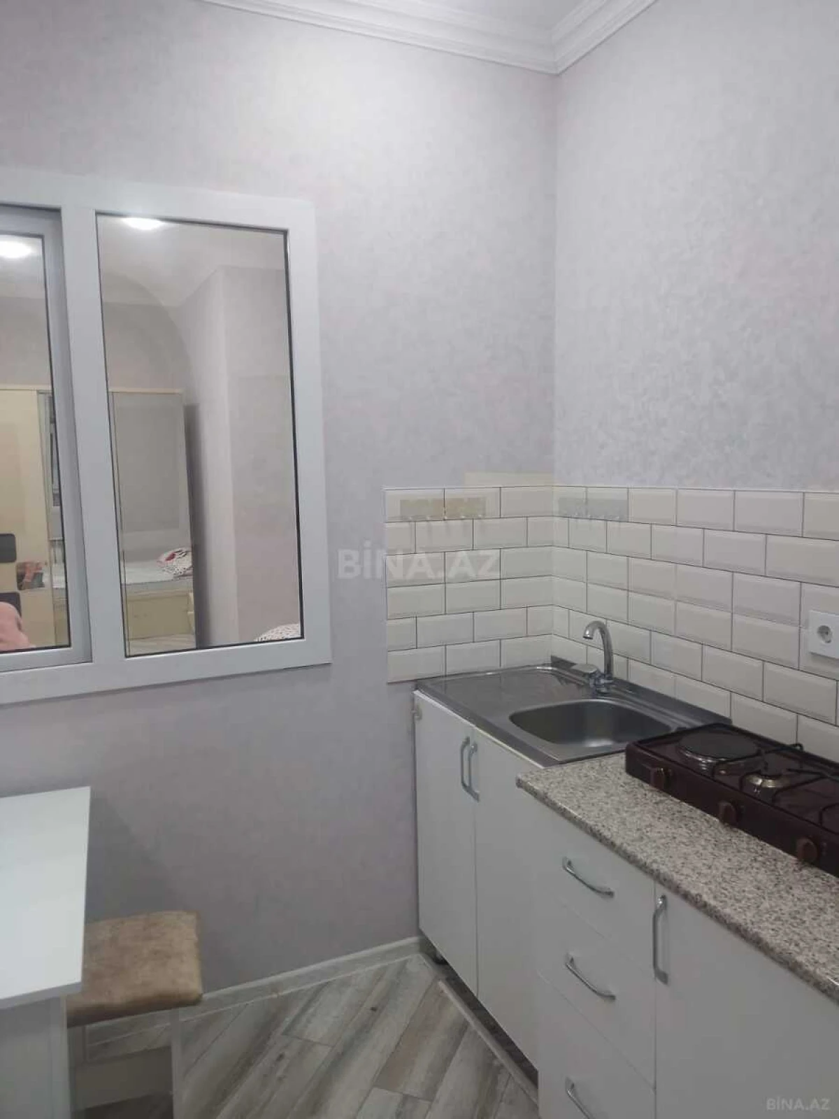 Kirayə verilir 2 otaqlı mənzil 60 m²