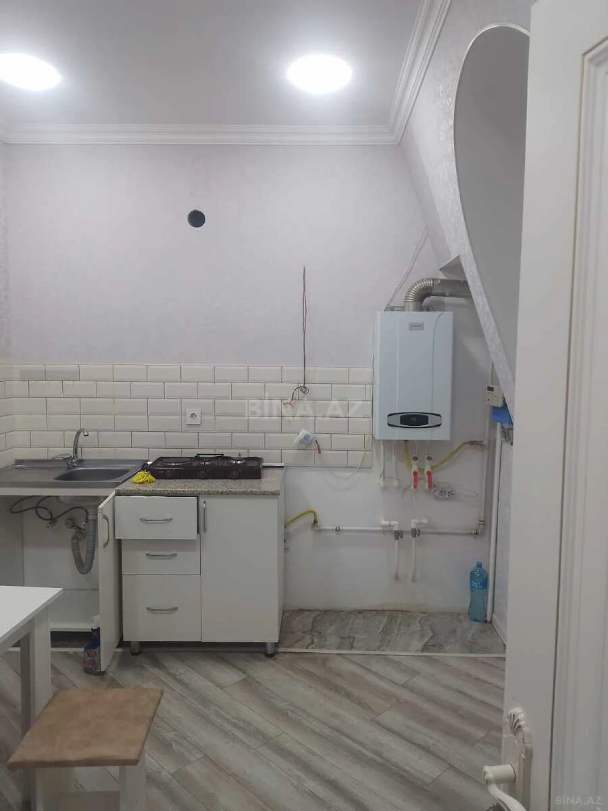 Kirayə verilir 2 otaqlı mənzil 60 m²