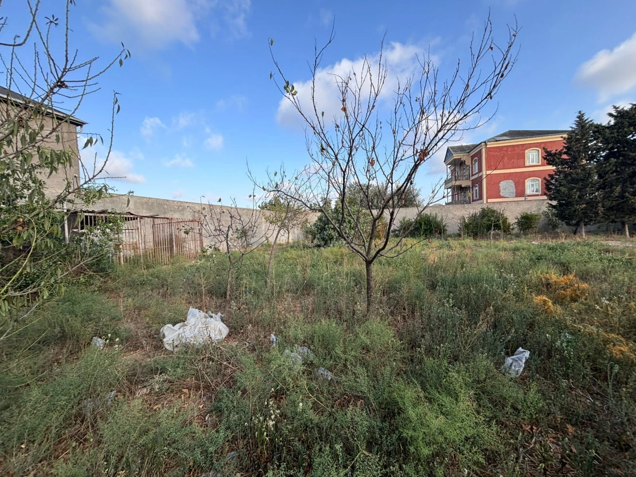 Satılır torpaq sahəsi 15 m²