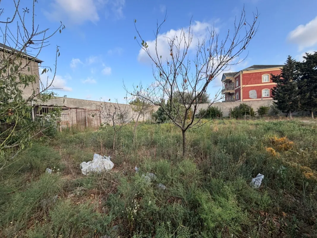 Satılır torpaq sahəsi 15 m²