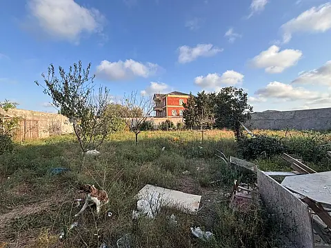 Satılır torpaq sahəsi 15 m²