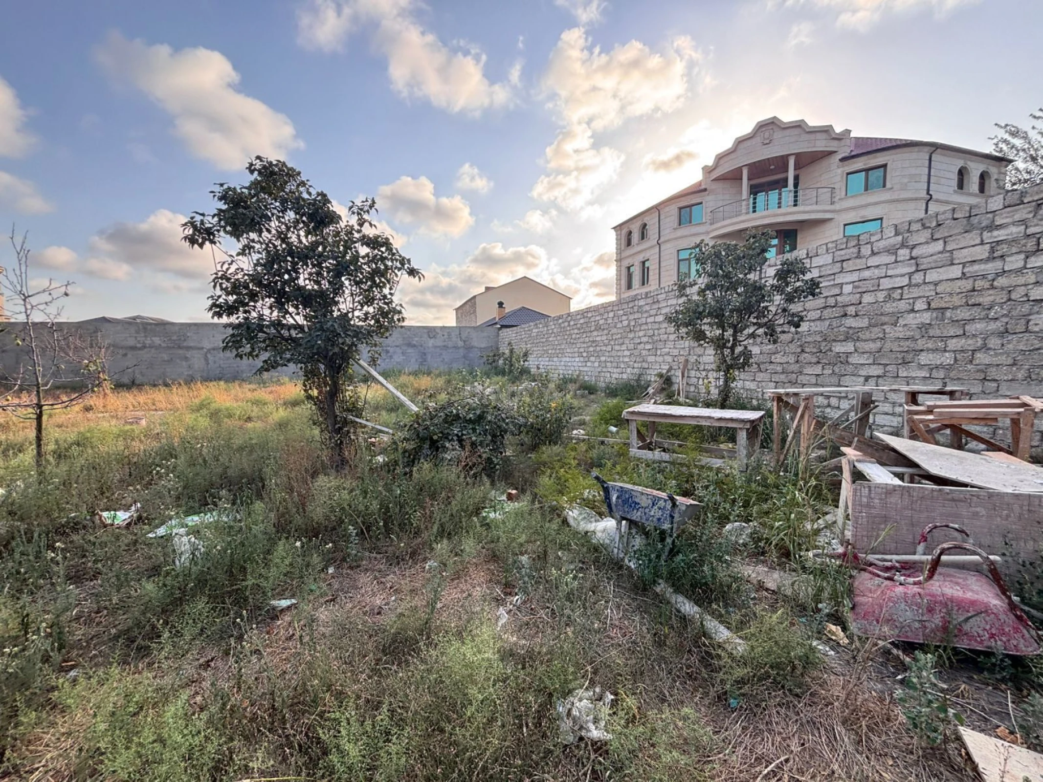 Satılır torpaq sahəsi 15 m²