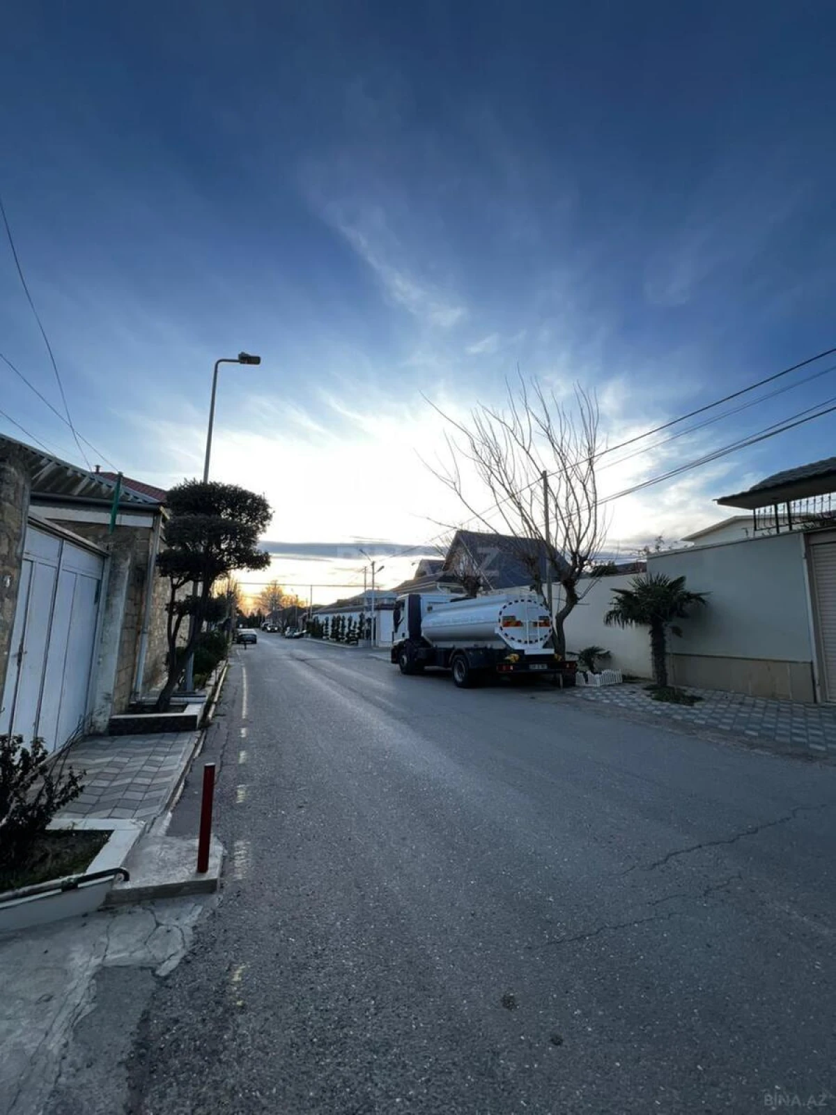 Satılır 6 otaqlı həyət evi 200 m²