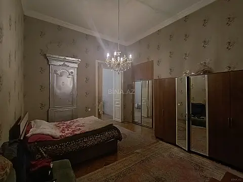 Satılır 2 otaqlı mənzil 75 m²