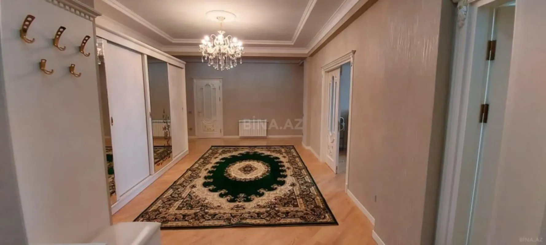 Kirayə verilir 3 otaqlı mənzil 140 m²
