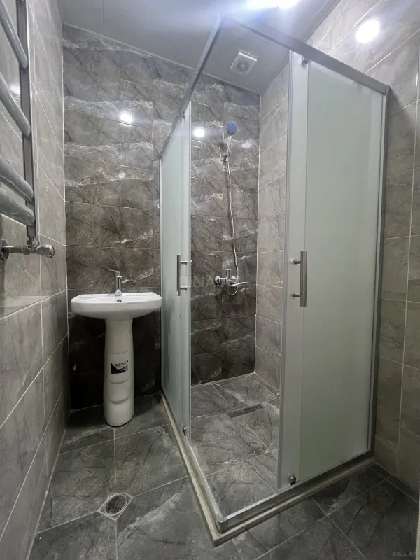 Kirayə verilir 2 otaqlı mənzil 80 m²
