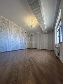 Kirayə verilir 2 otaqlı mənzil 80 m²