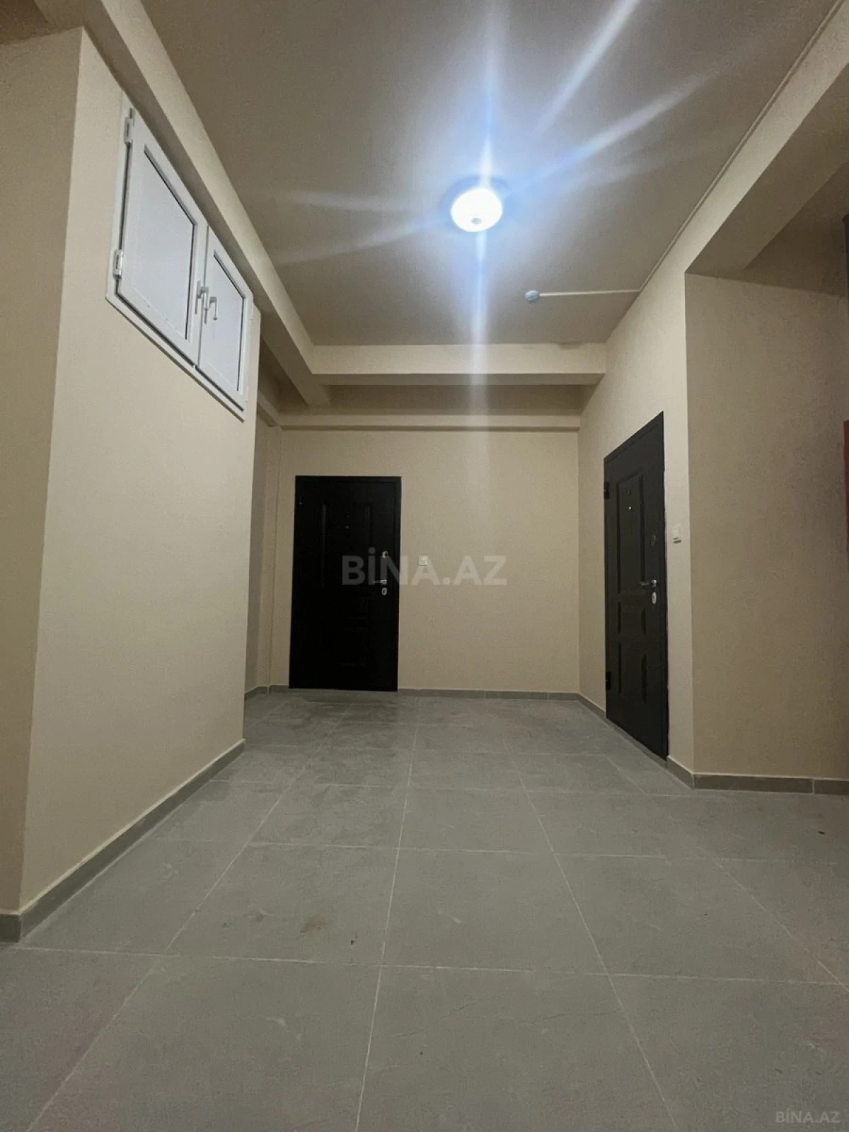 Kirayə verilir 2 otaqlı mənzil 80 m²