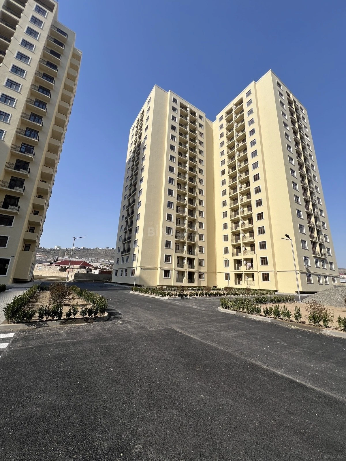 Kirayə verilir 2 otaqlı mənzil 80 m²