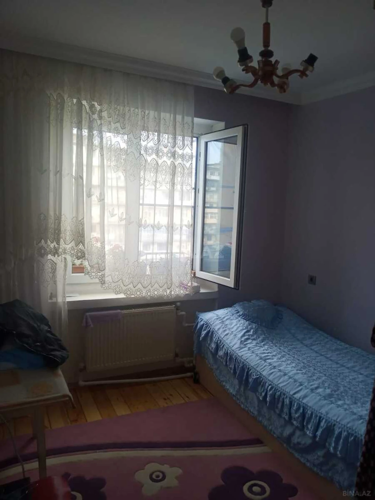 Satılır 4 otaqlı mənzil 90 m²
