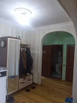 Satılır 4 otaqlı mənzil 90 m²
