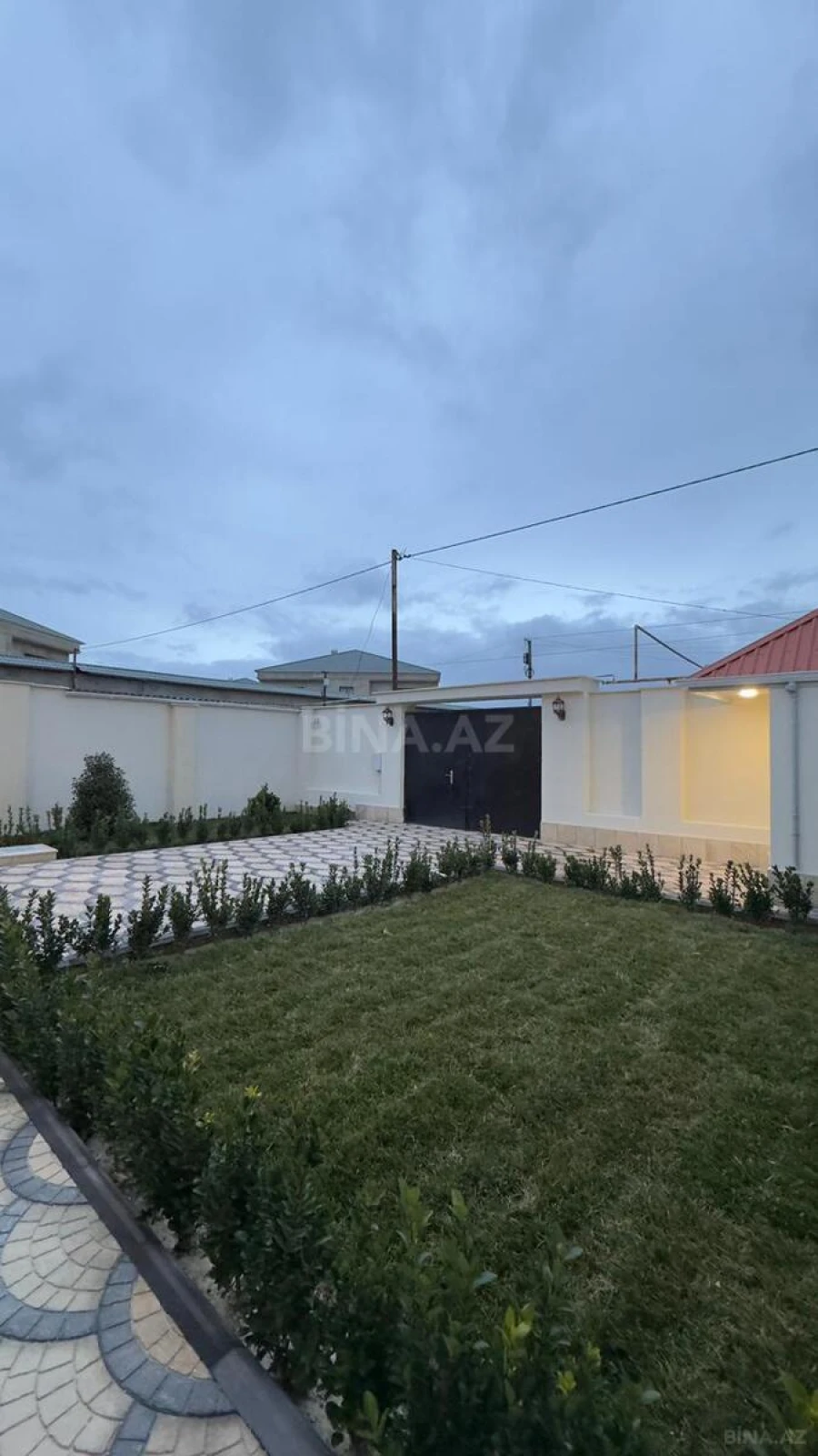 Satılır 3 otaqlı həyət evi 150 m²