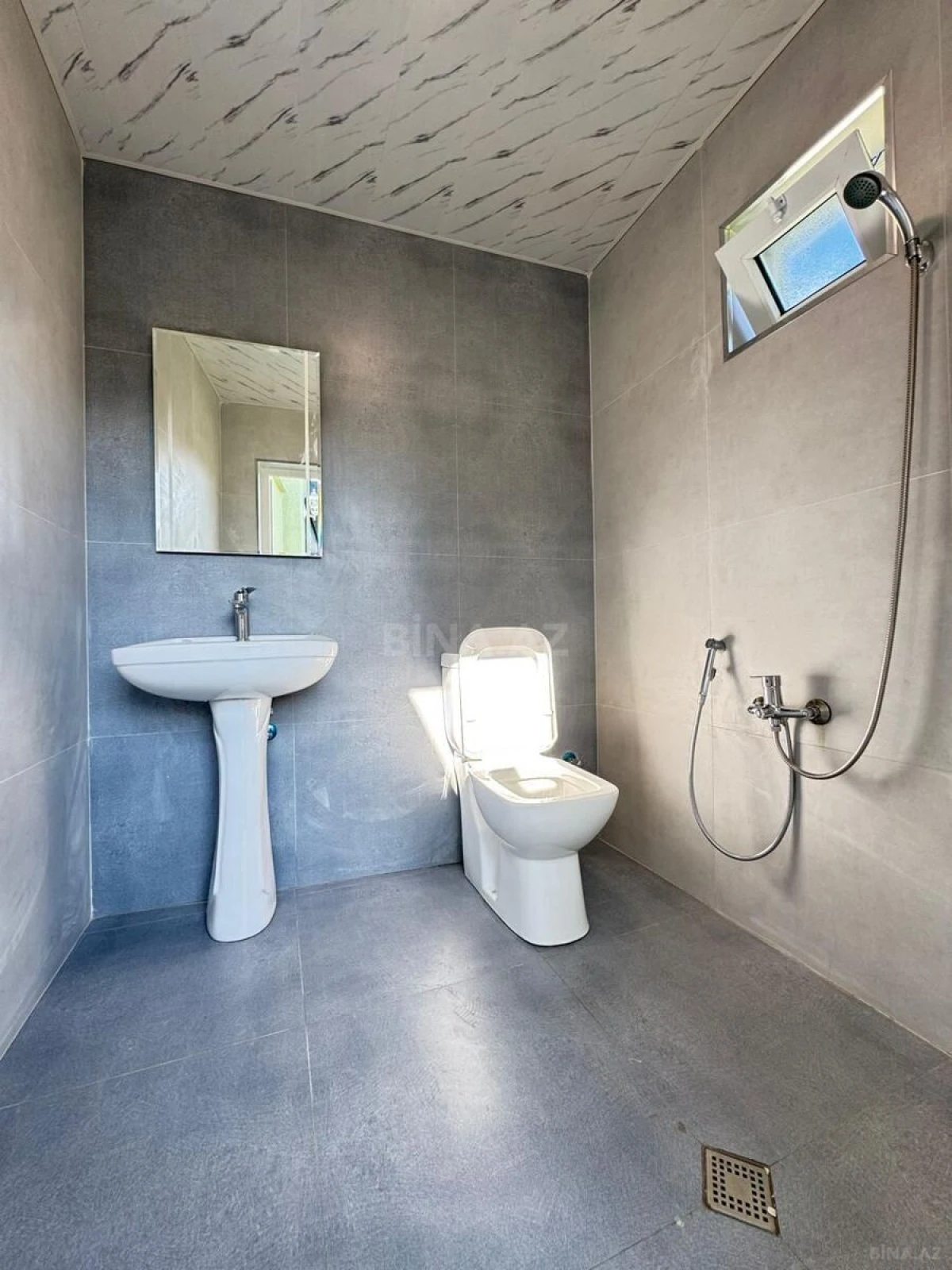 Satılır 3 otaqlı həyət evi 150 m²