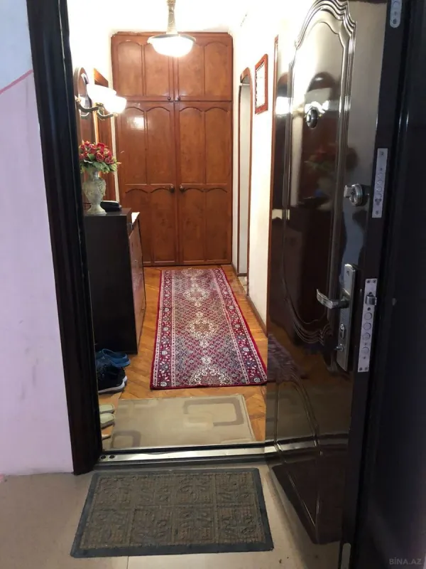 Kirayə verilir 2 otaqlı mənzil 65 m²