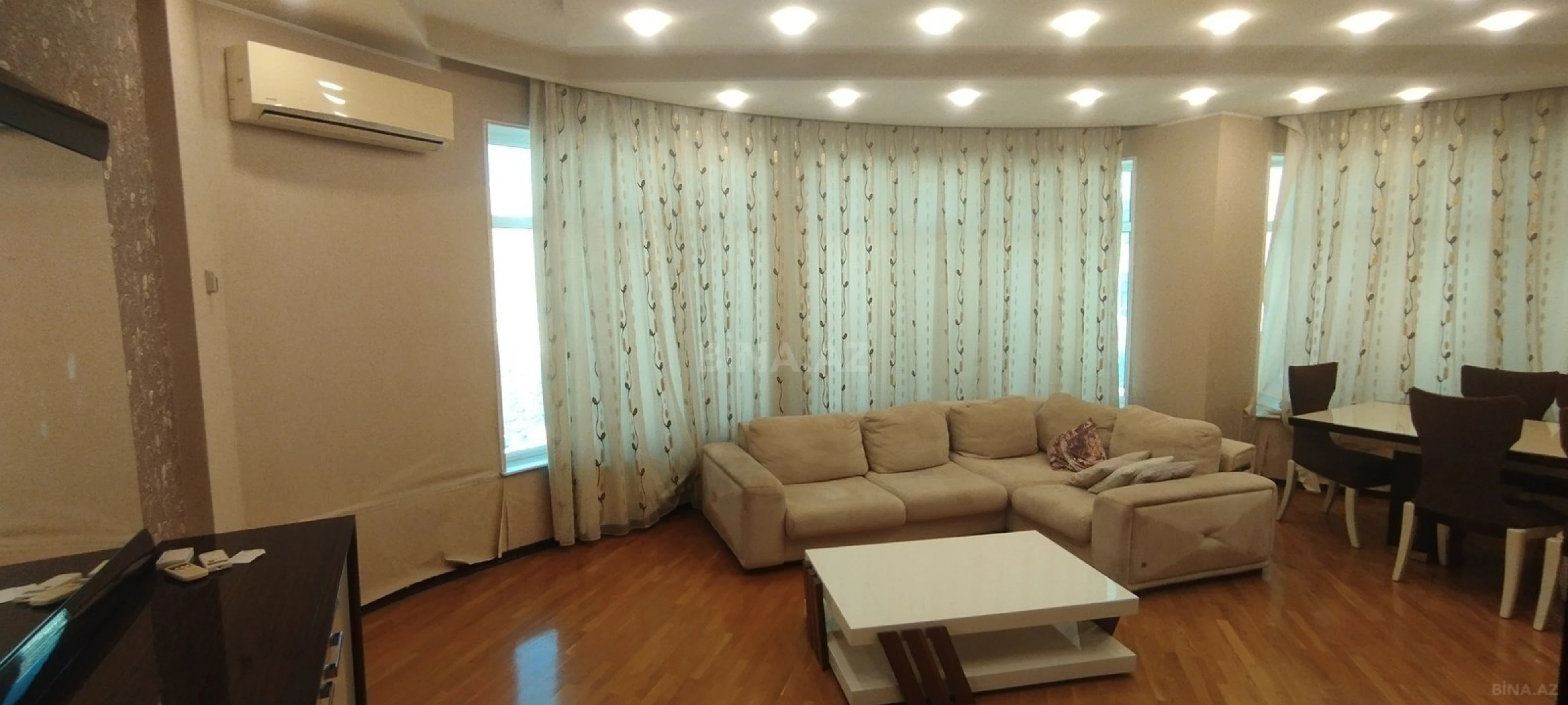 Kirayə verilir 3 otaqlı mənzil 150 m²