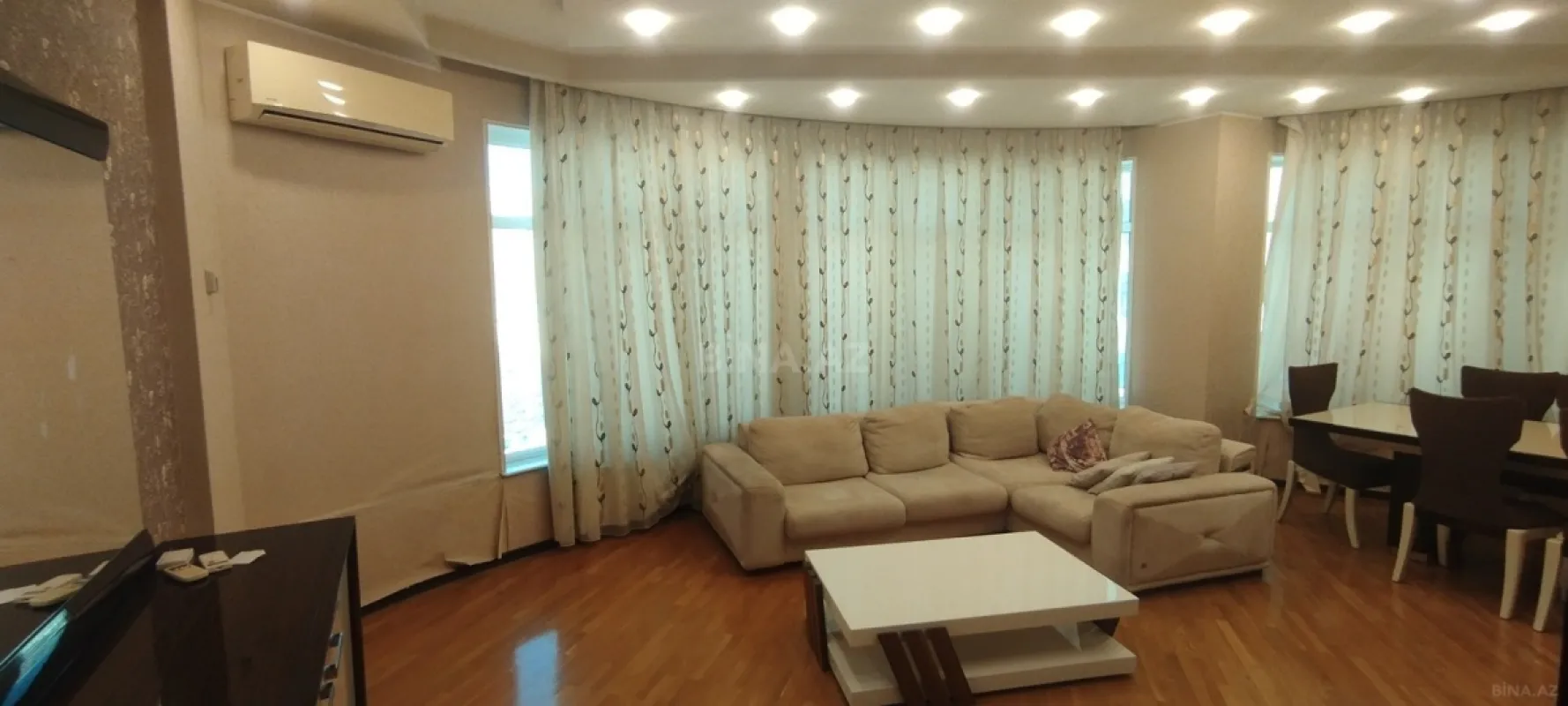 Kirayə verilir 3 otaqlı mənzil 150 m²