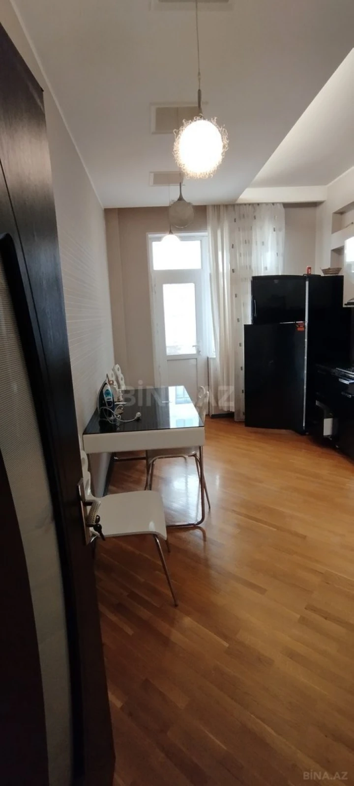 Kirayə verilir 3 otaqlı mənzil 150 m²