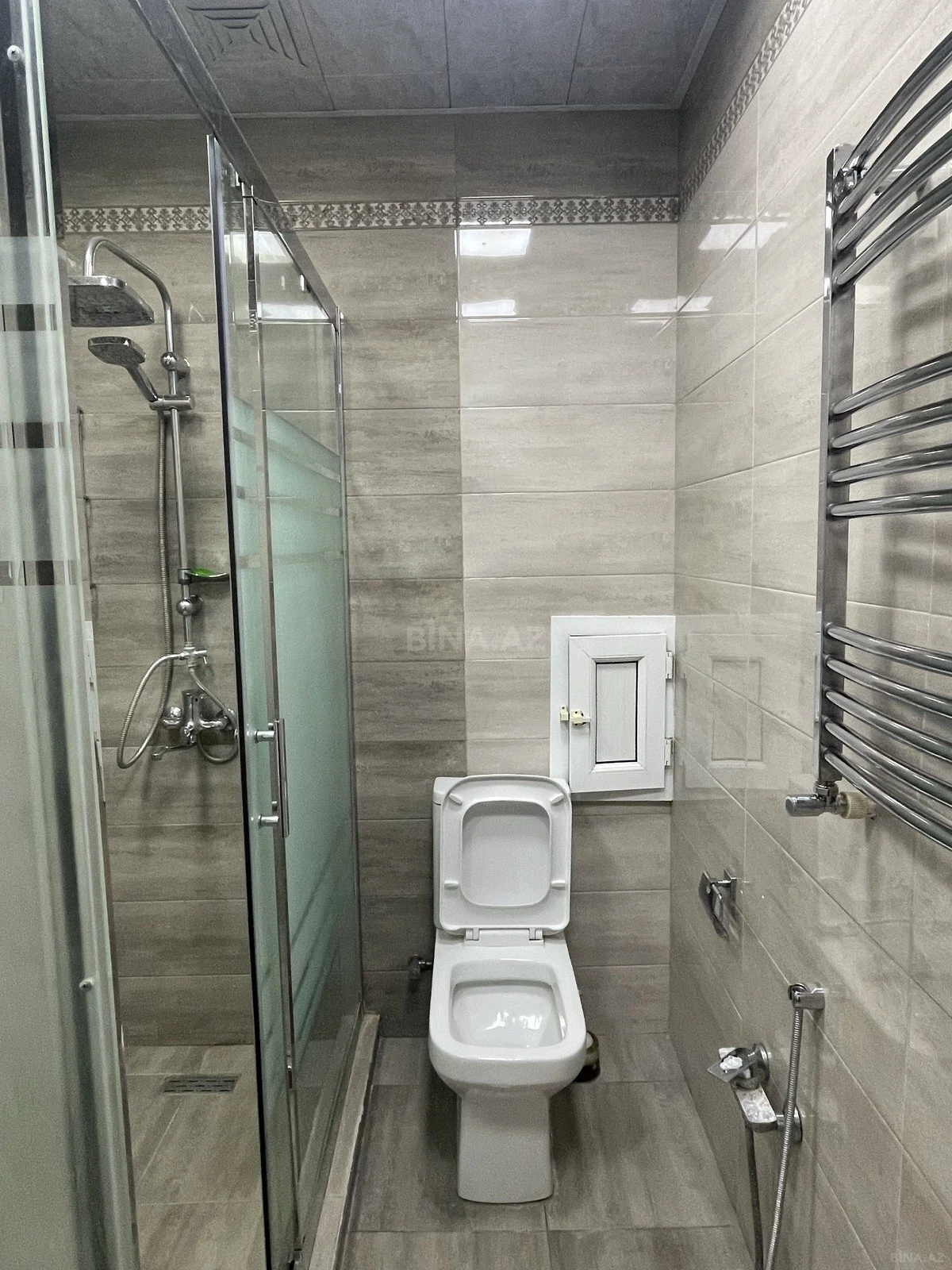 Kirayə verilir 2 otaqlı mənzil 88 m²