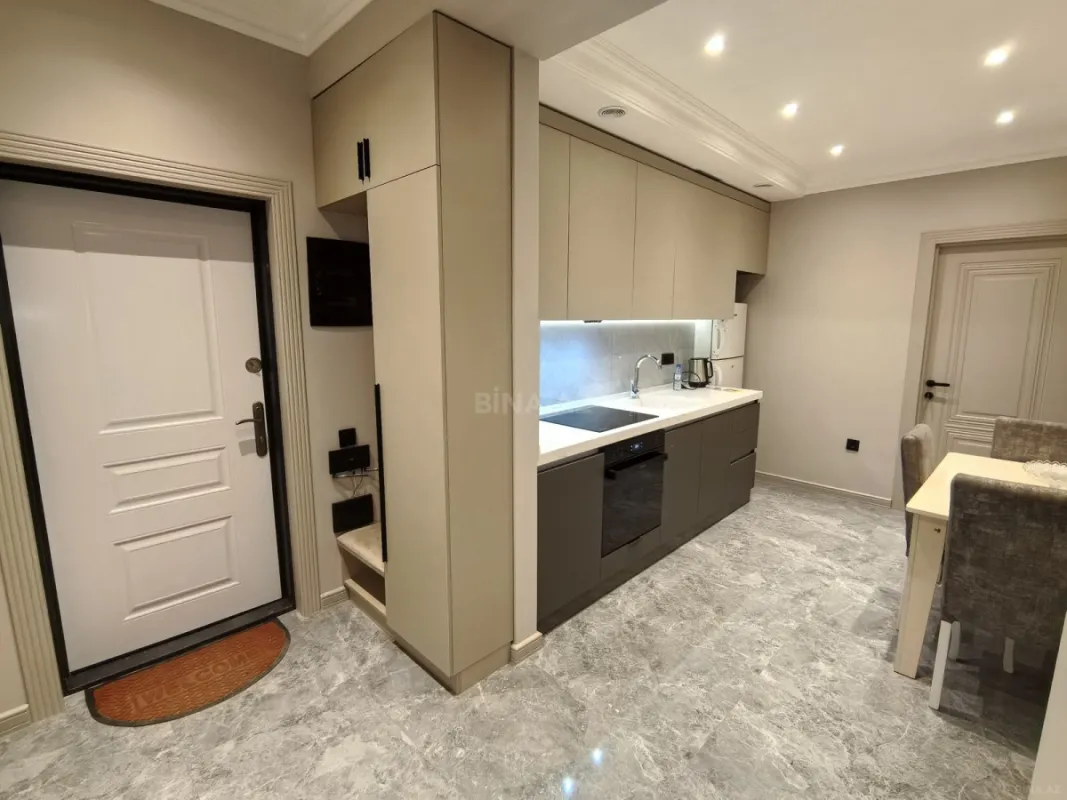 Kirayə verilir 2 otaqlı mənzil 80 m²