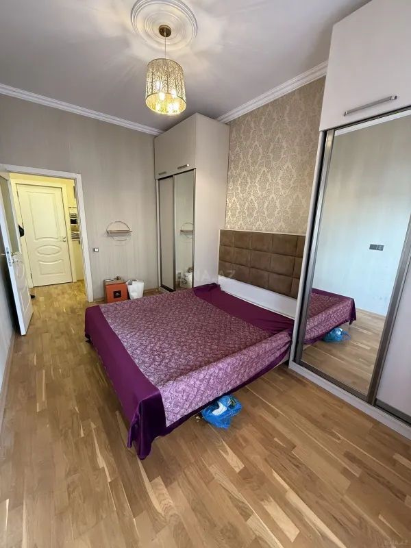 Satılır 2 otaqlı mənzil 55 m²