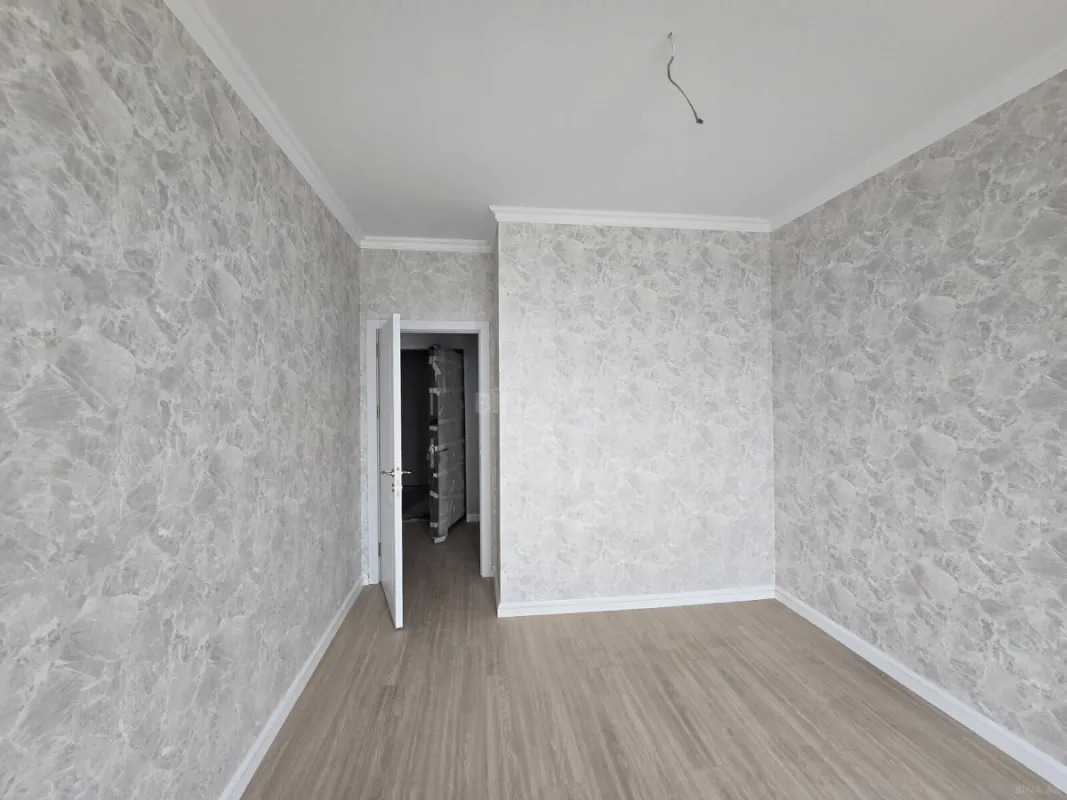 Satılır 1 otaqlı mənzil 35 m²