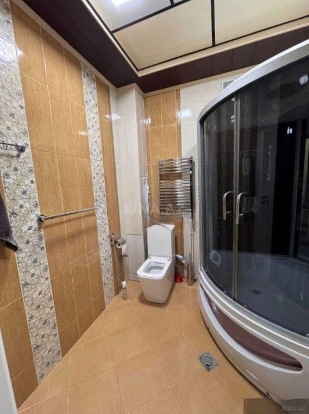 Kirayə verilir 3 otaqlı mənzil 130 m²