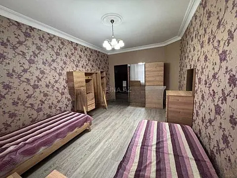 Kirayə verilir 3 otaqlı mənzil 130 m²