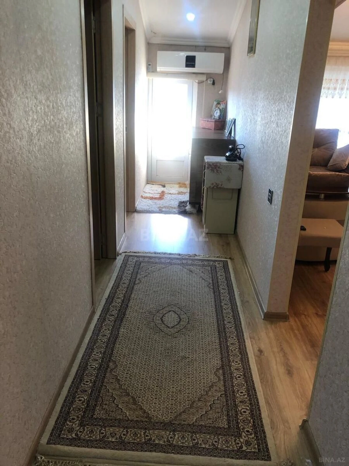Satılır 2 otaqlı mənzil 72 m²