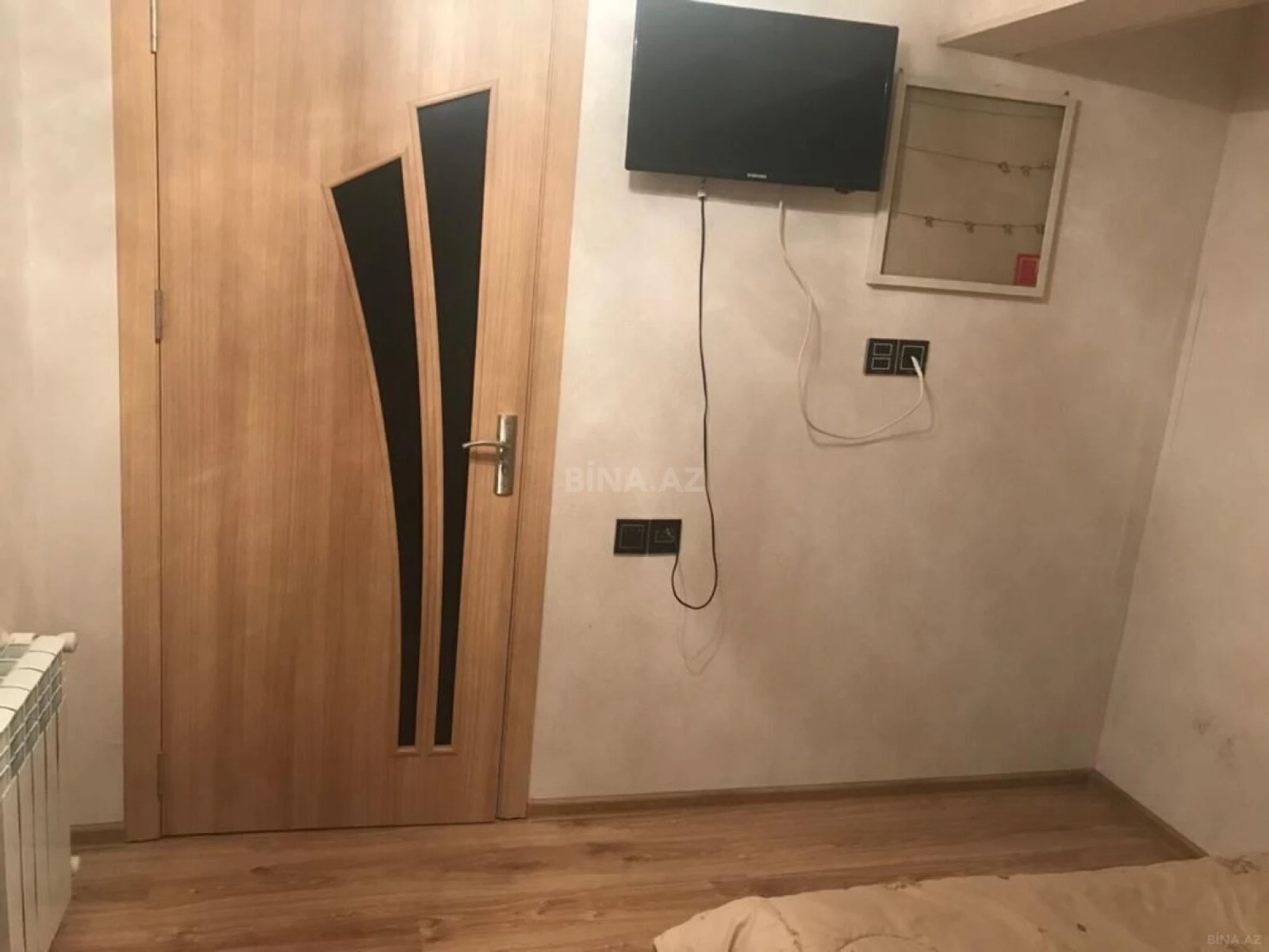 Satılır 2 otaqlı mənzil 72 m²