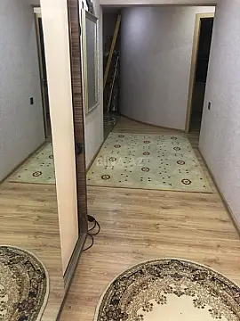 Satılır 2 otaqlı mənzil 72 m²