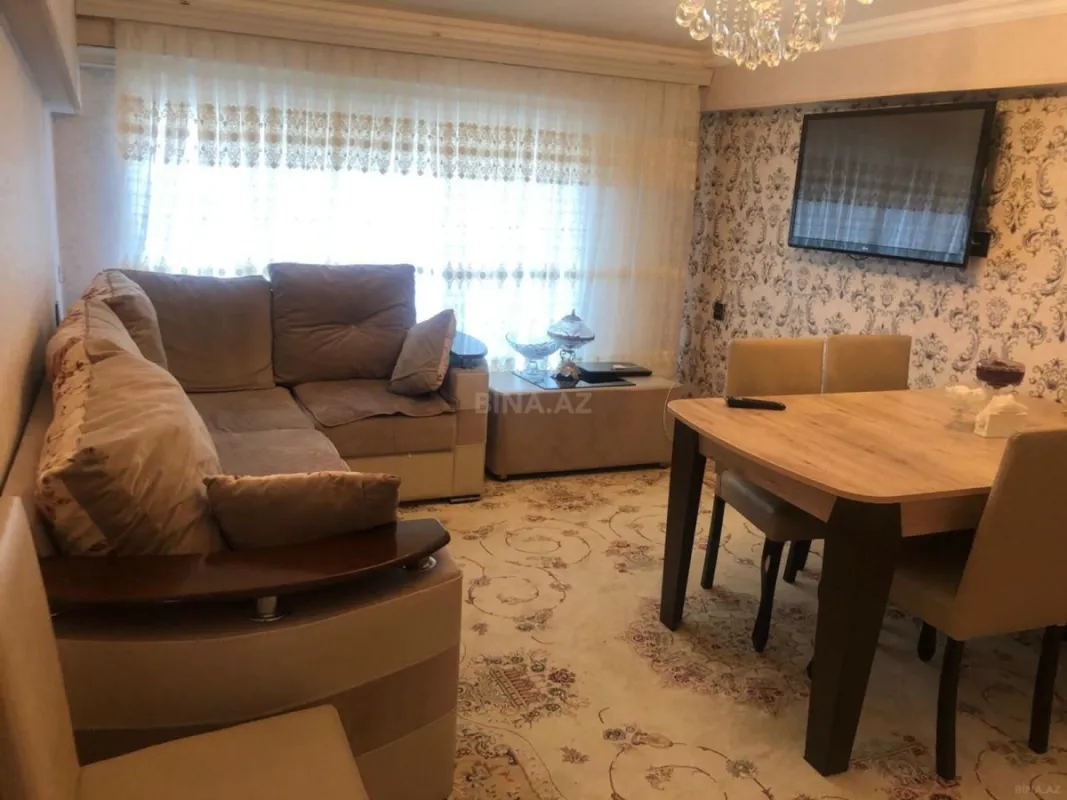 Satılır 2 otaqlı mənzil 72 m²