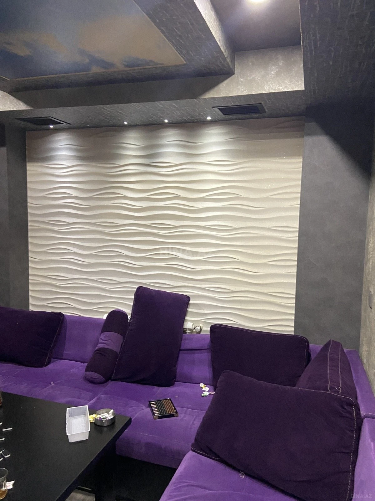 Kirayə verilir obyekt 570 m²