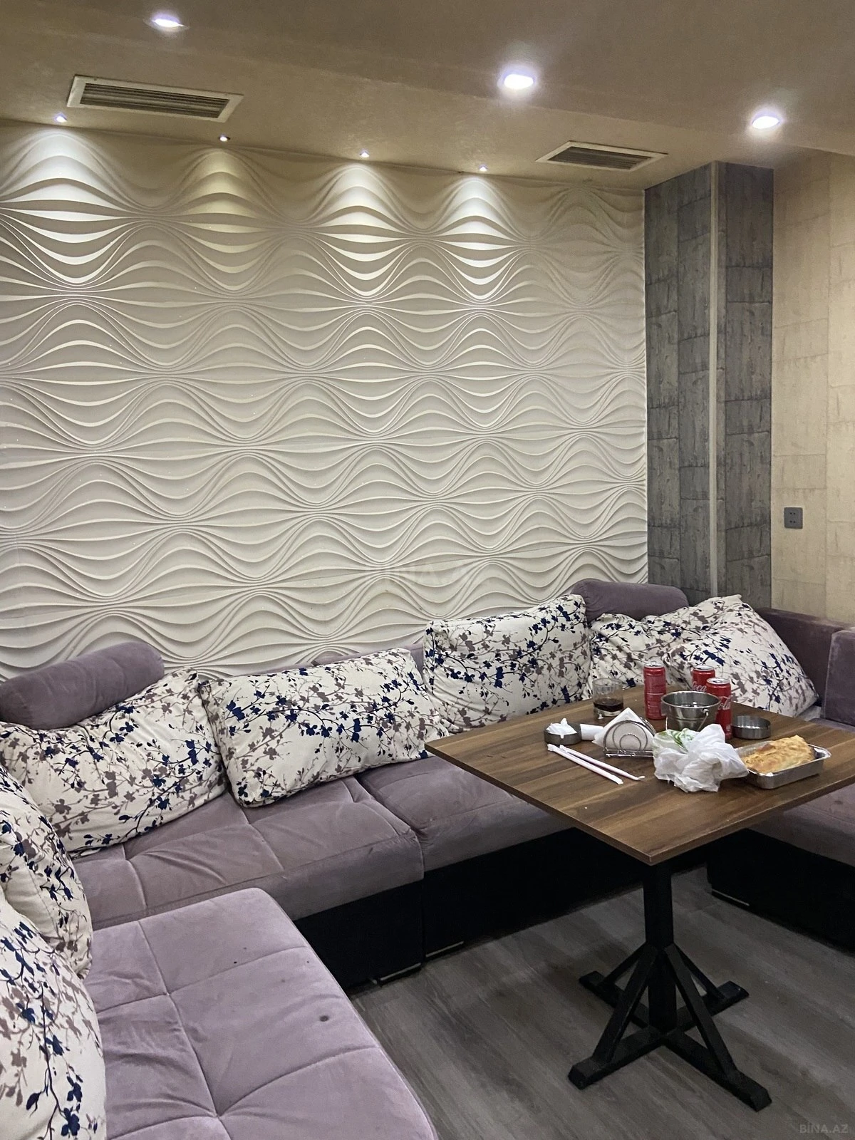 Kirayə verilir obyekt 570 m²