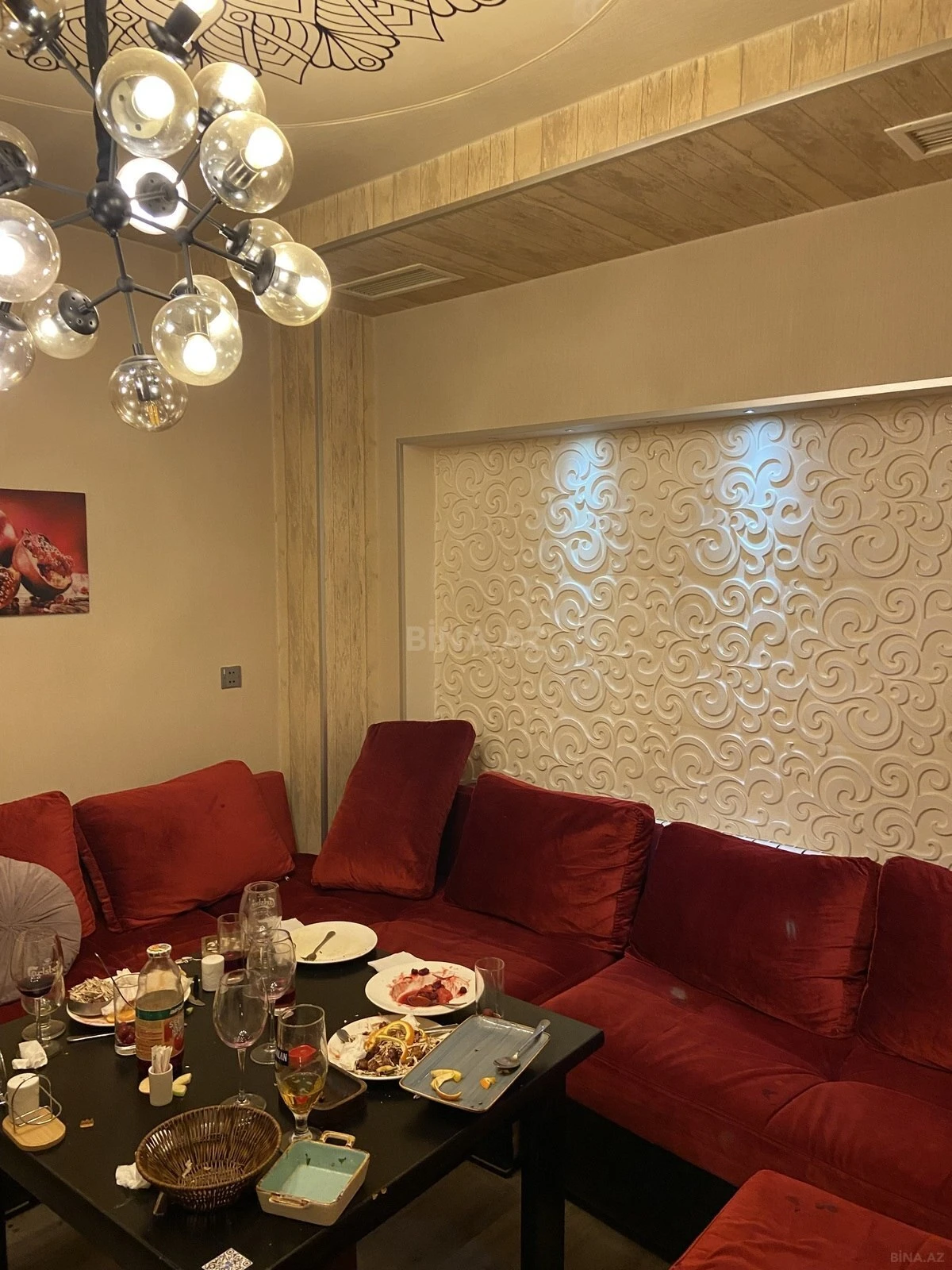 Kirayə verilir obyekt 570 m²