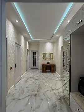 Satılır 4 otaqlı həyət evi 200 m²
