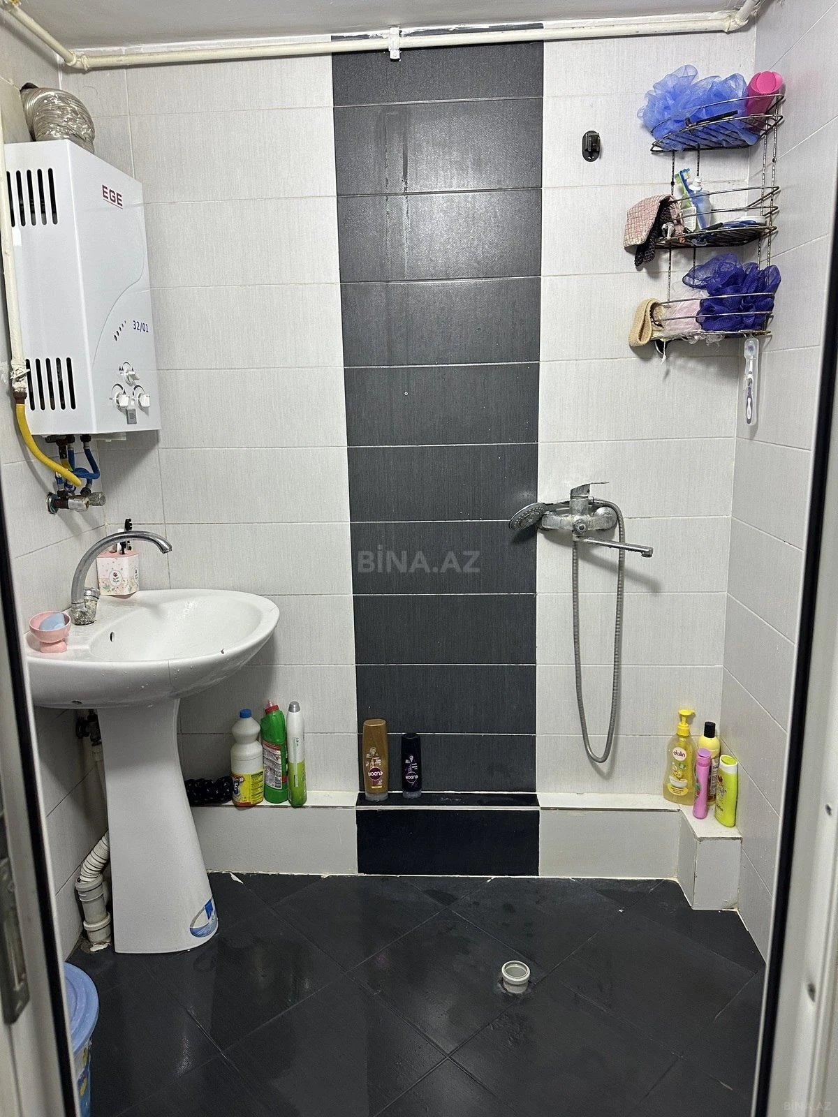 Satılır 3 otaqlı mənzil 68 m²