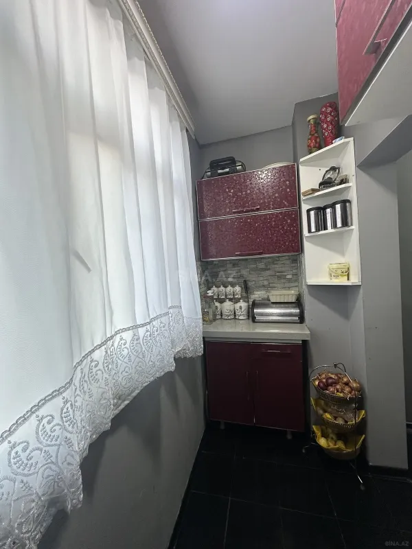 Satılır 3 otaqlı mənzil 68 m²