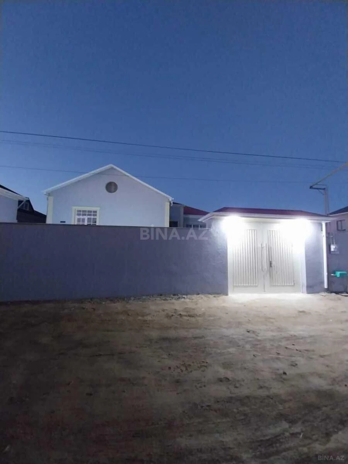 Satılır 4 otaqlı həyət evi 120 m²